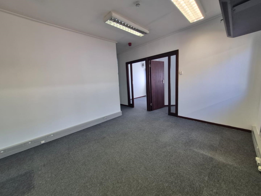 To Let Commercial Property for Rent in Claremont Western Cape